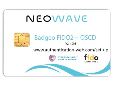 Carte à puce à contact Badgeo FIDO2 + QSCD de NEOWAVE