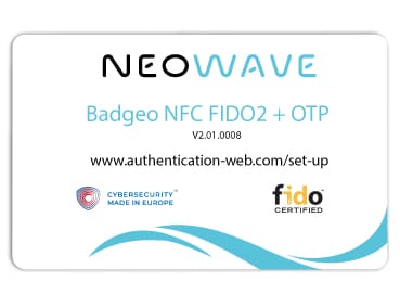 Carte à puce à contact Badgeo FIDO2 + QSCD de NEOWAVE
